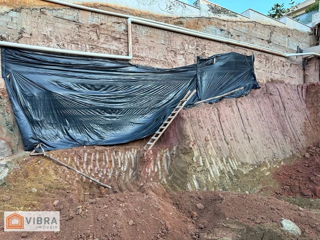 Foto 4 de Terreno à venda no Residencial Tamboré 02