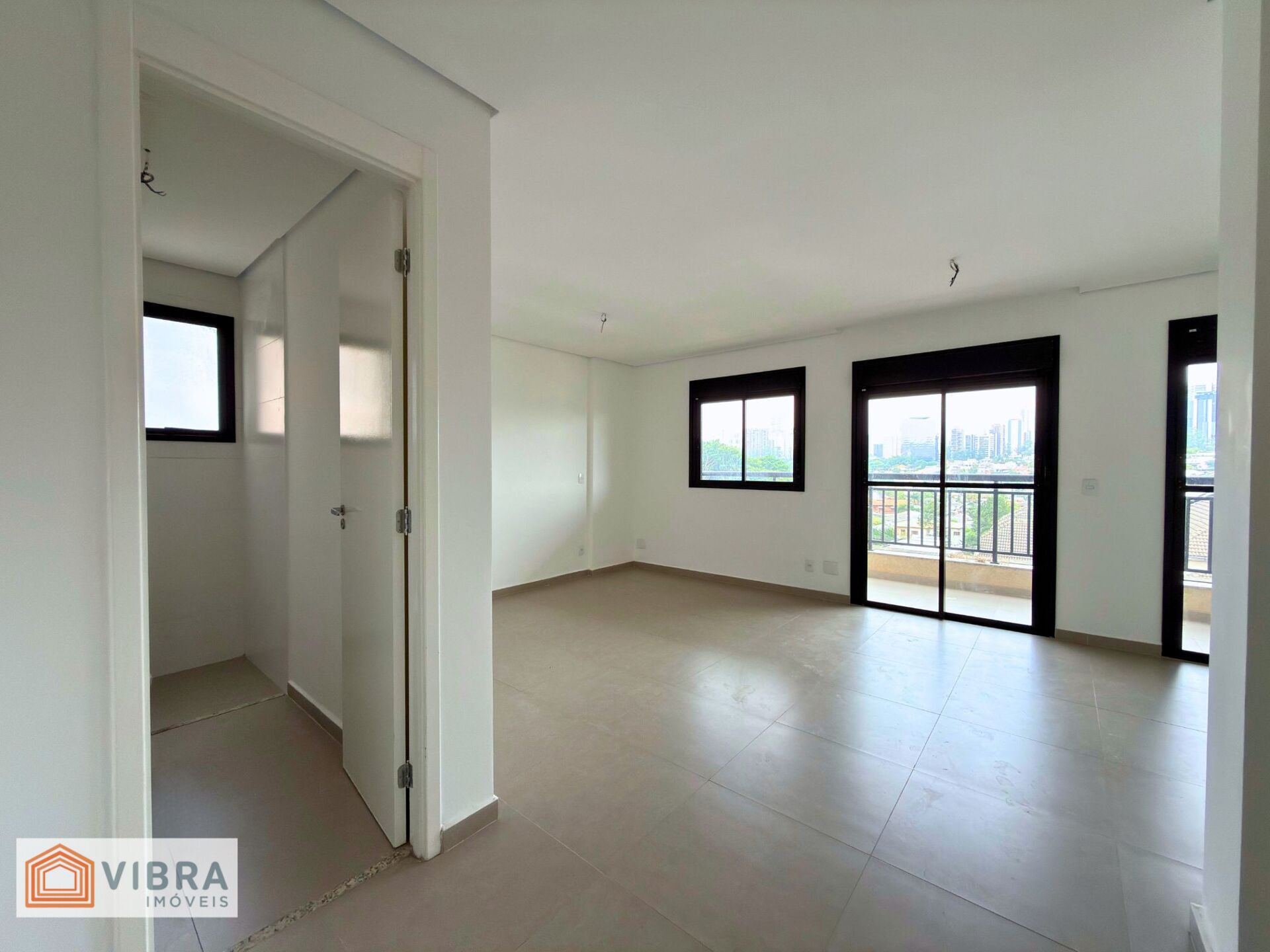 Foto 4 de Apartamento à venda no bairro Dezoito do Forte Empresarial/Alphaville. em Barueri/SP