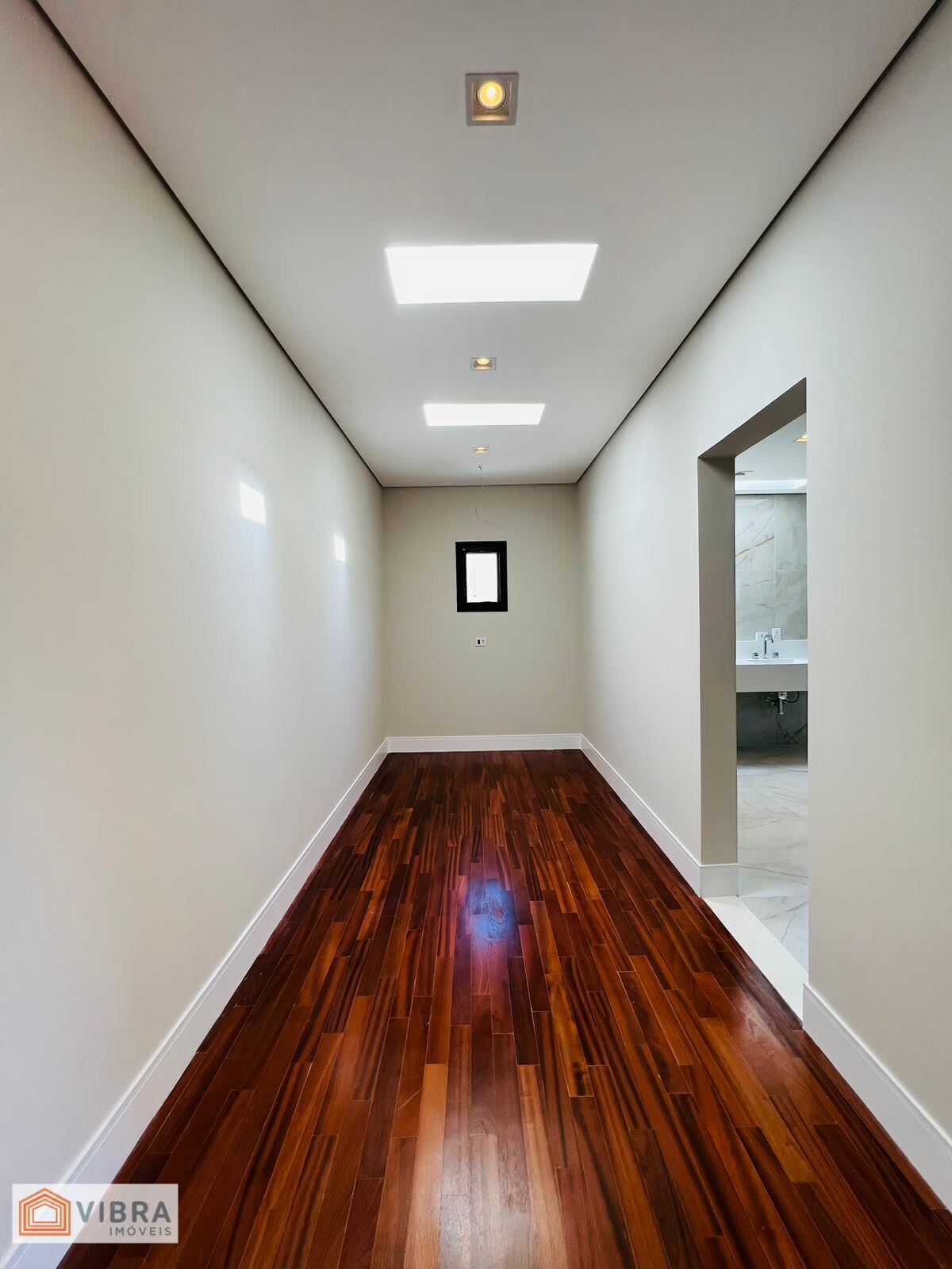 Foto 5 de Casa Alto Padrão à venda no Residencial Alphasítio - Tamboré