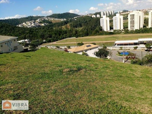 Terreno à venda no Residencial Alphasítio -Tamboré