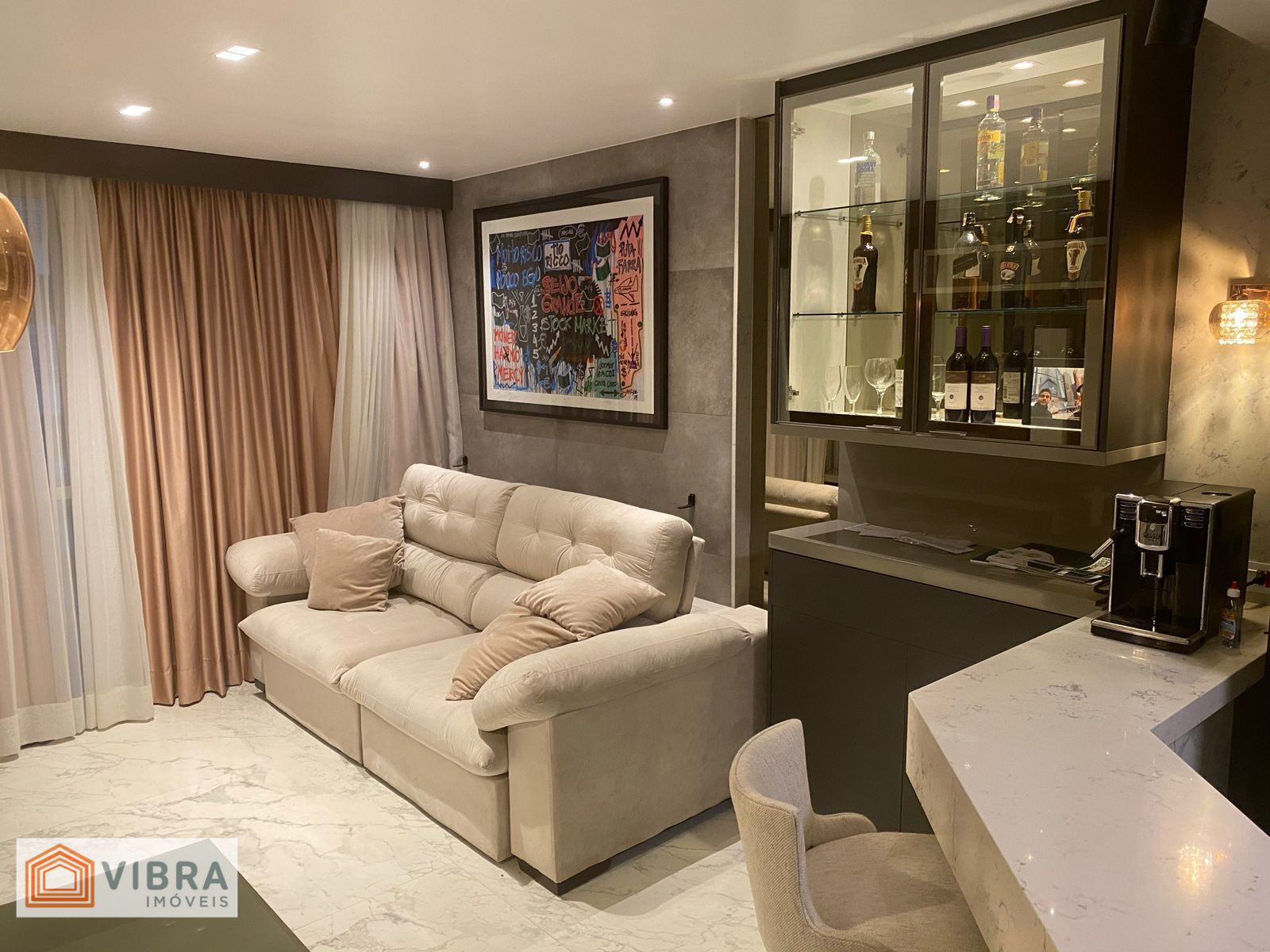 Apartamento à venda no bairro Alphaville em Barueri/SP
