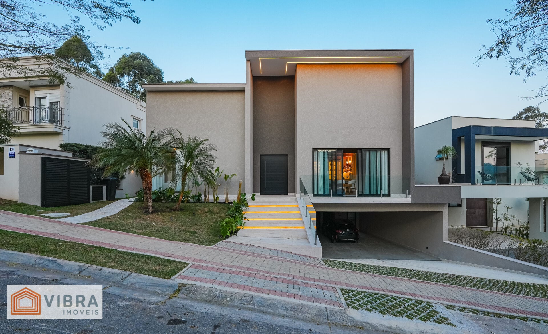 Casa à venda no bairro Cidade Tamboré em Santana de Parnaíba/SP