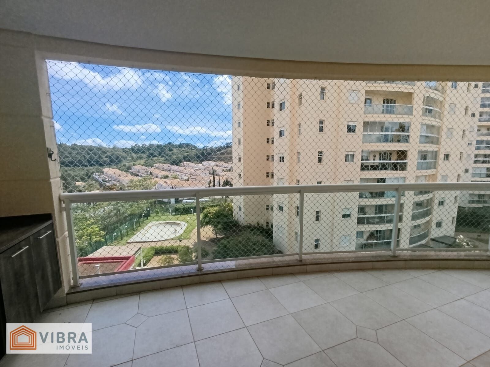 Apartamento para alugar no bairro Alphaville em Barueri/SP