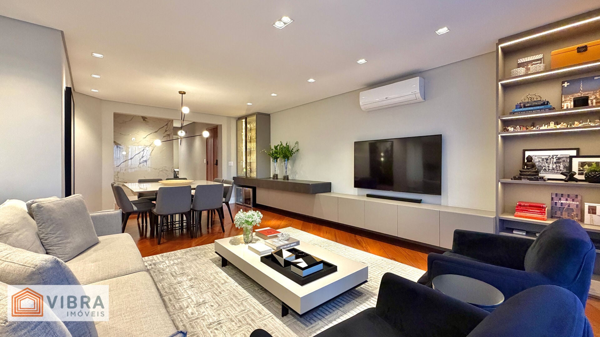Apartamento à venda no bairro Alphaville Industrial em Barueri/SP