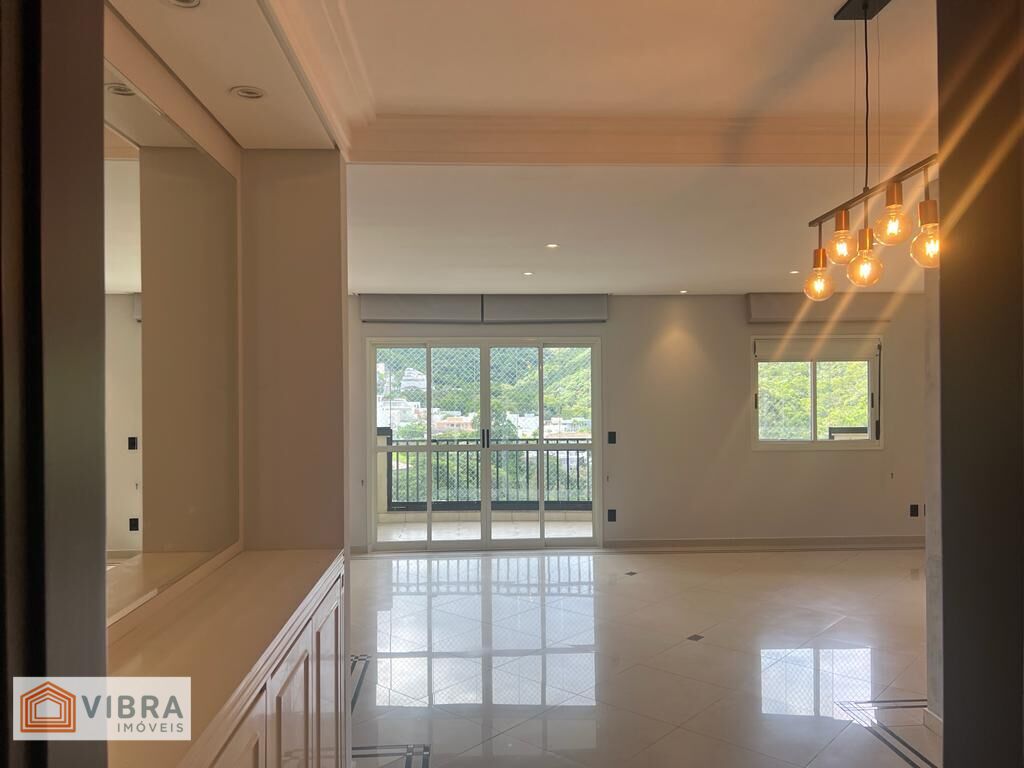 Foto 4 de Apartamento para alugar no bairro Alphaville em Santana de Parnaíba/SP