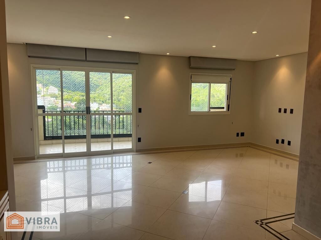 Apartamento para alugar no bairro Alphaville em Santana de Parnaíba/SP