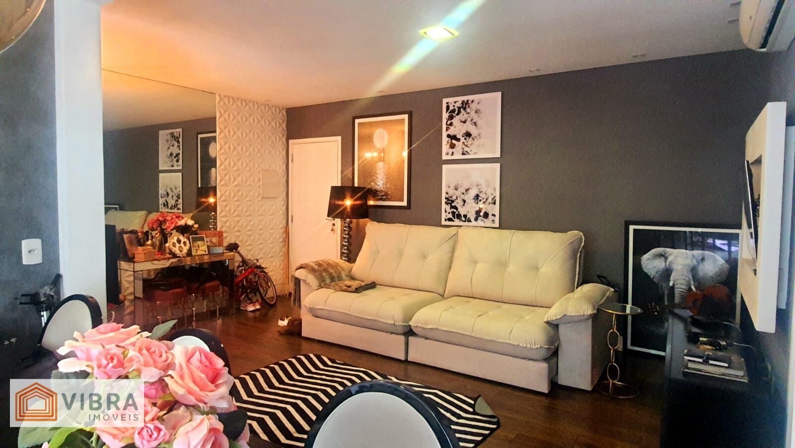Apartamento à venda no bairro Alphaville em Santana de Parnaíba/SP