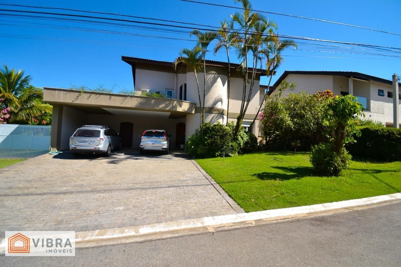 Casa à venda no bairro Alphaville em Santana de Parnaíba/SP