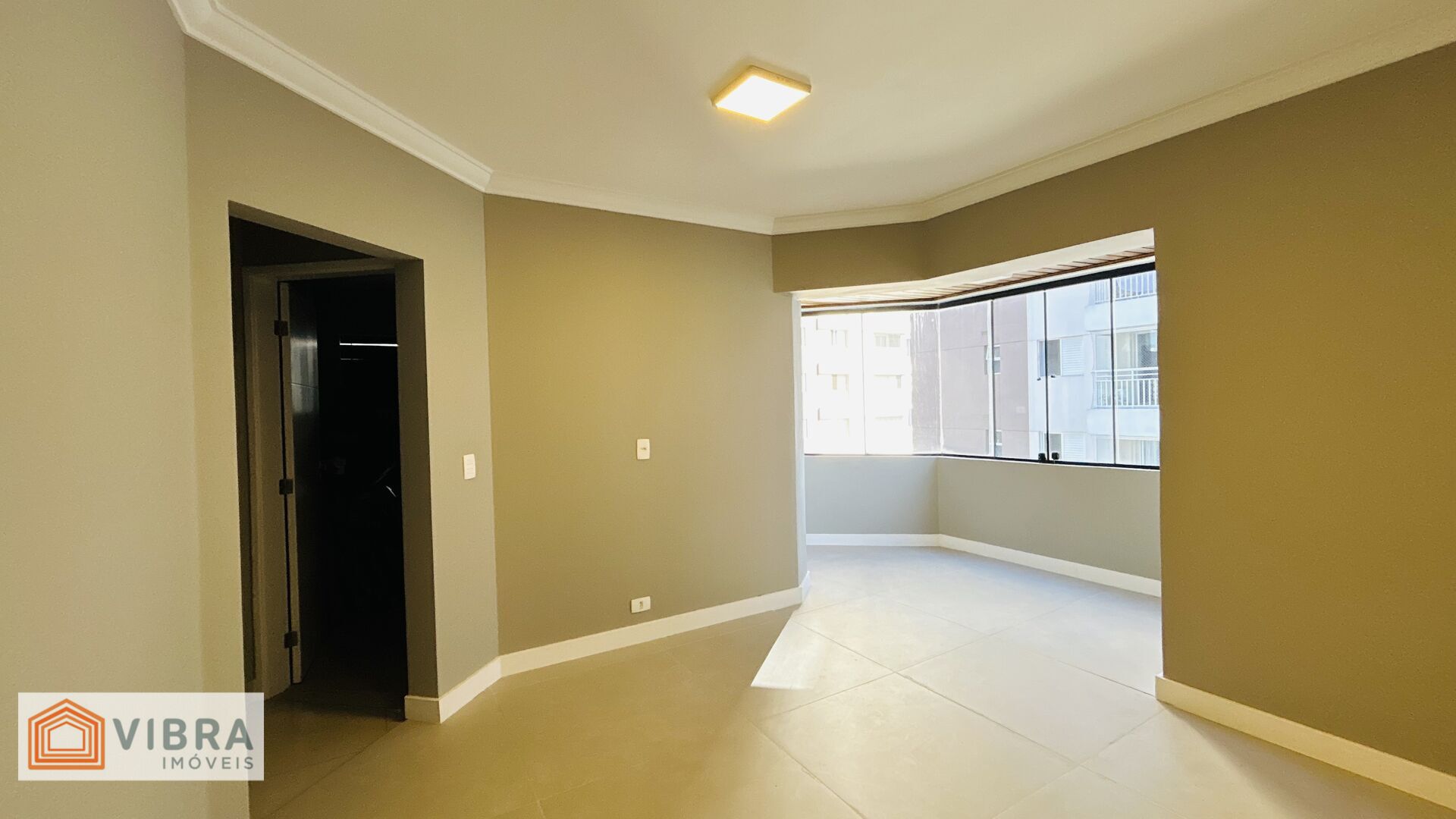 Apartamento para alugar no bairro Alphaville Centro Industrial e Empresarial/Alphaville. em Barueri/SP