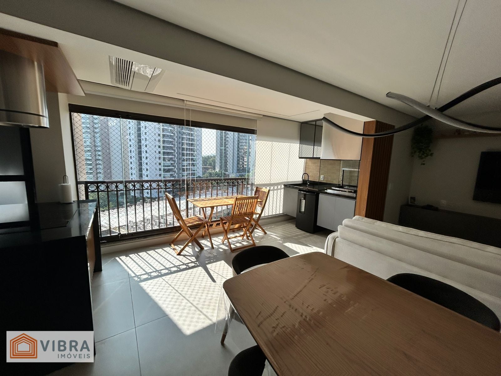 Apartamento à venda no bairro Dezoito do Forte Empresarial/Alphaville. em Barueri/SP