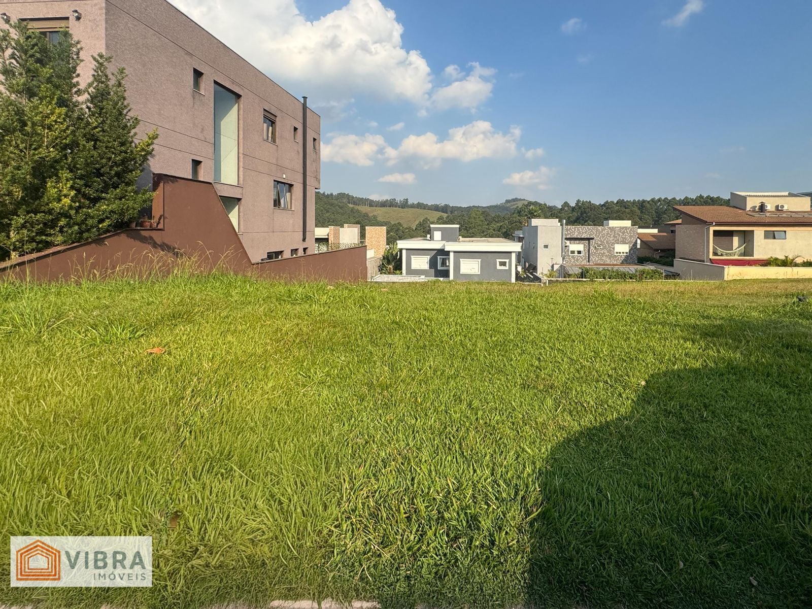 Terreno à venda no bairro Alphaville em Santana de Parnaíba/SP