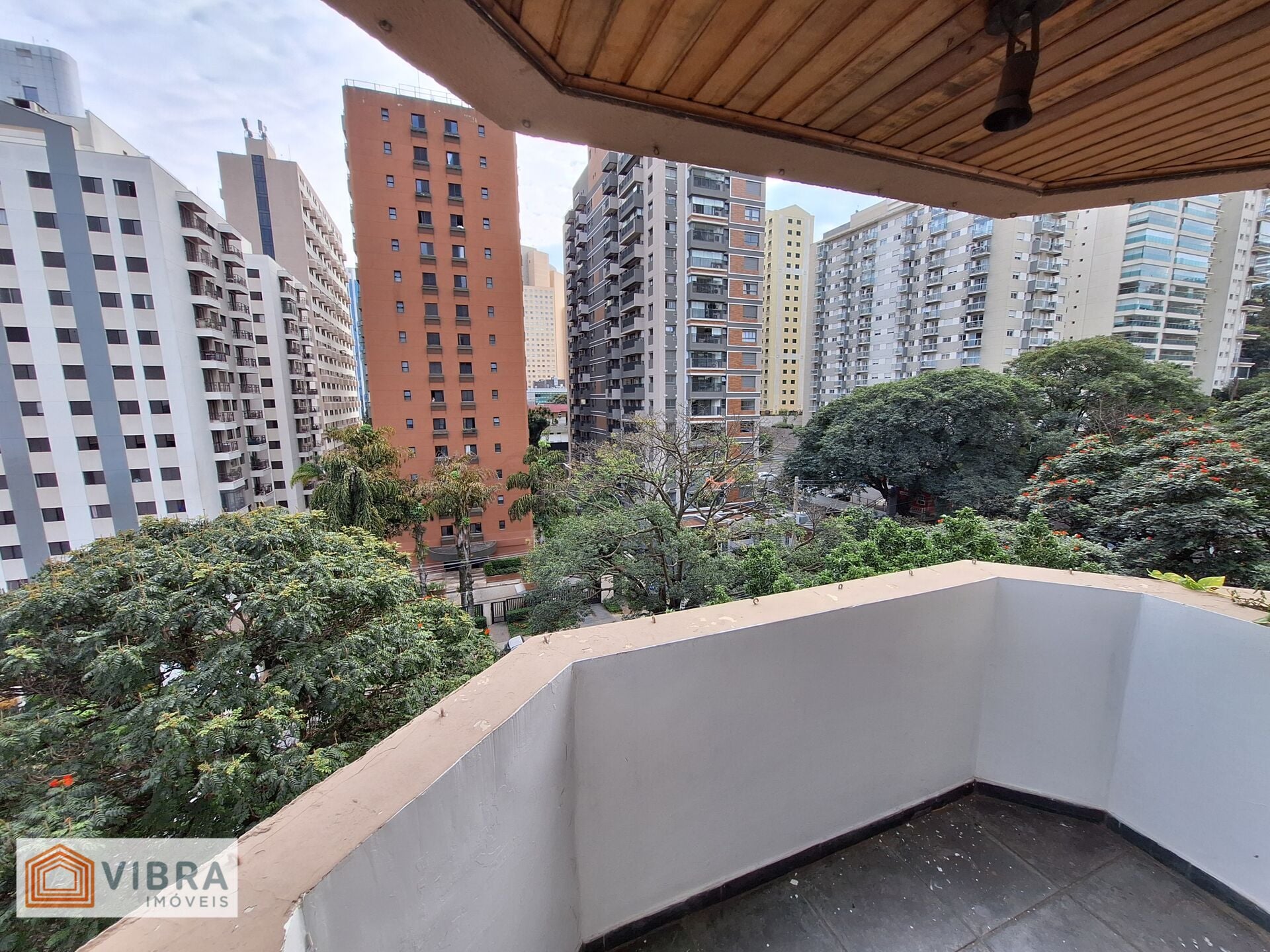 Apartamento à venda no bairro Alphaville Centro Industrial e Empresarial/Alphaville. em Barueri/SP
