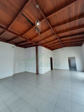 Salão comercial para alugar no bairro Centro em Pindorama/SP