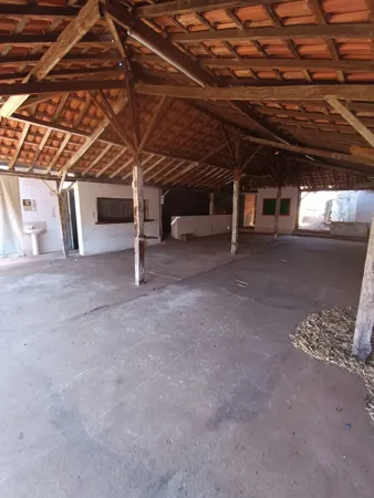 Salão comercial para alugar no bairro Centro em Pindorama/SP