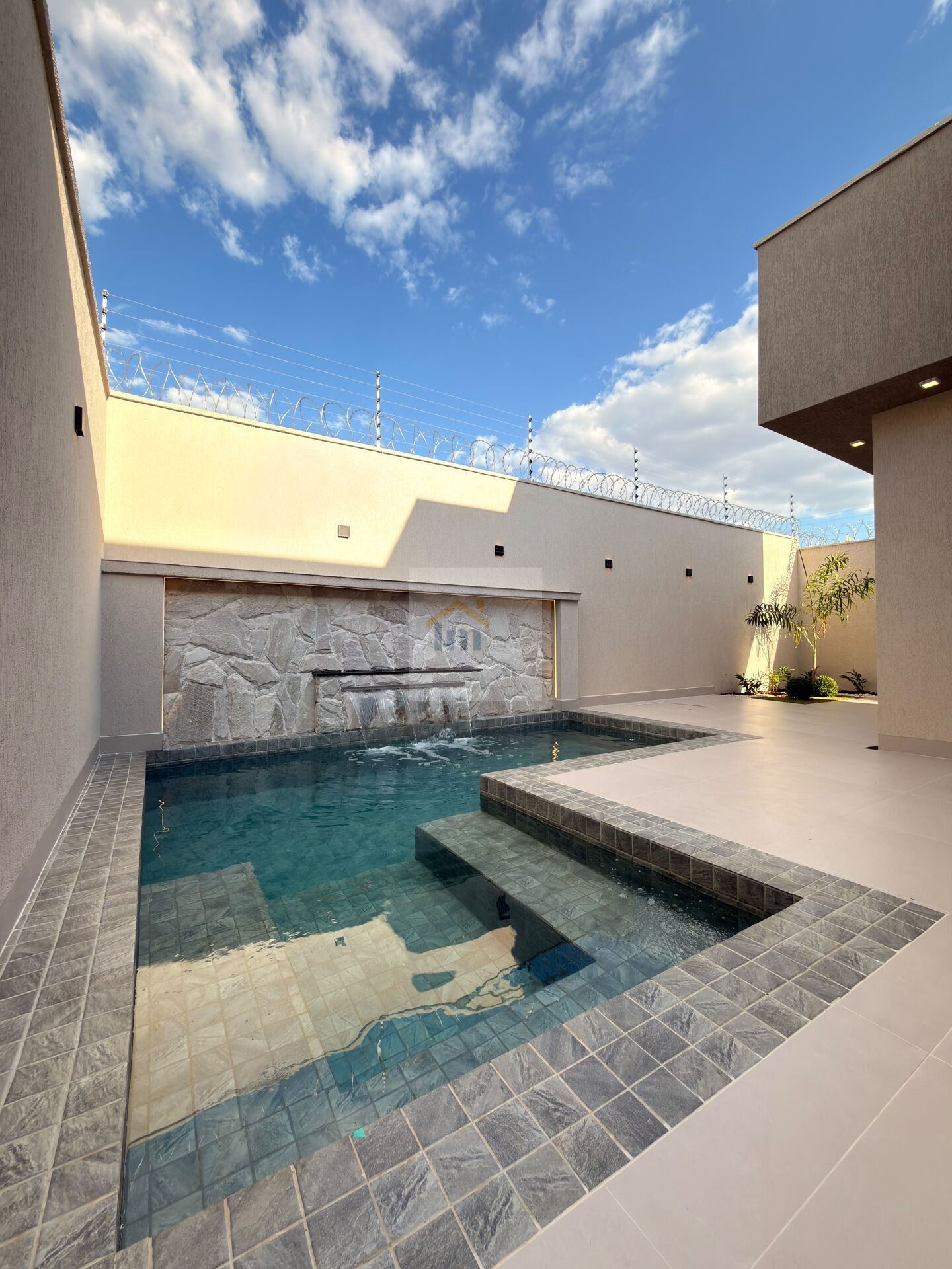 Casa, 3 quartos, 204 m² - Foto 2