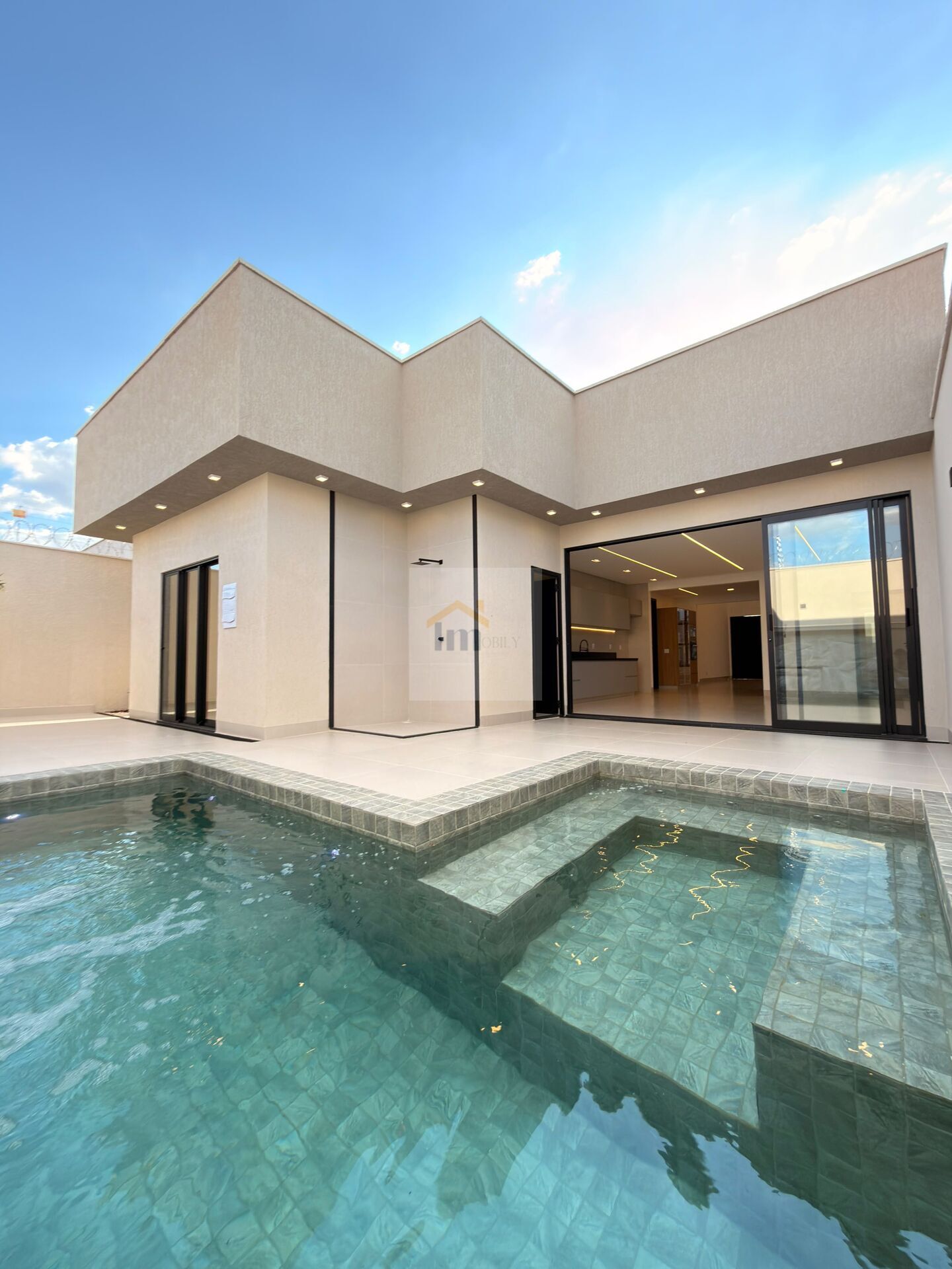 Casa, 3 quartos, 204 m² - Foto 3