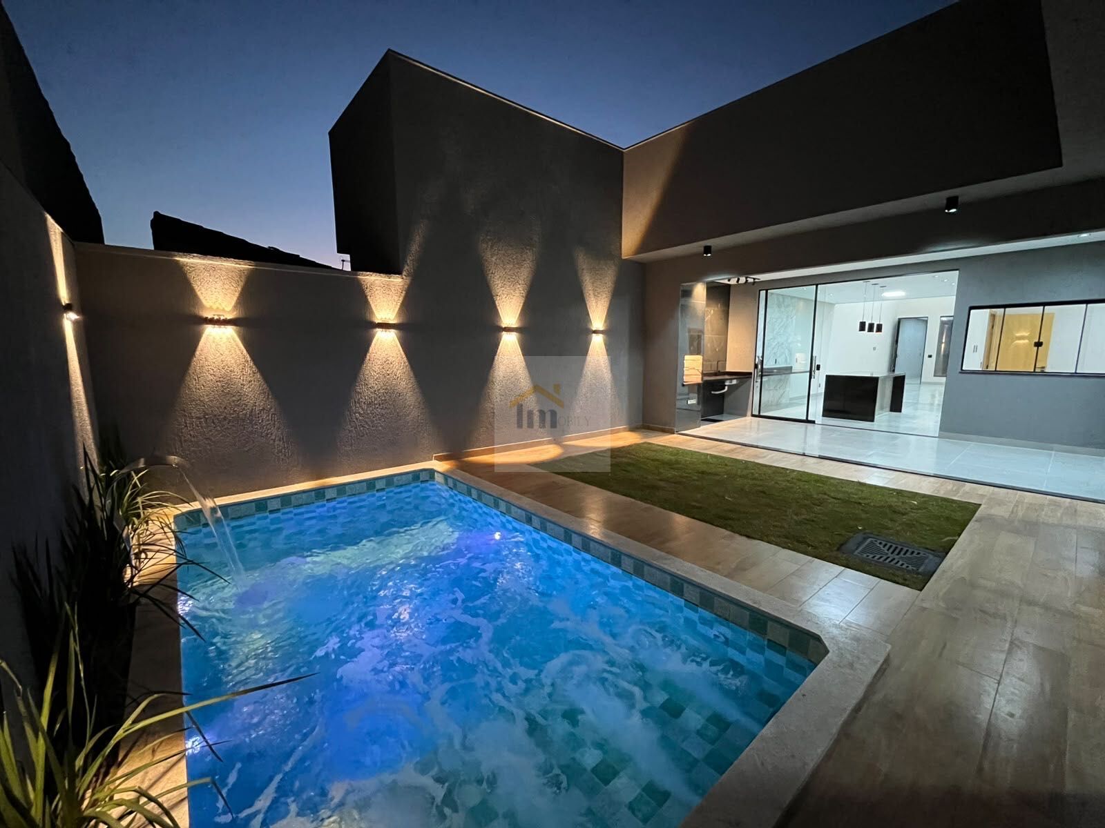 Casa, 3 quartos, 164 m² - Foto 1