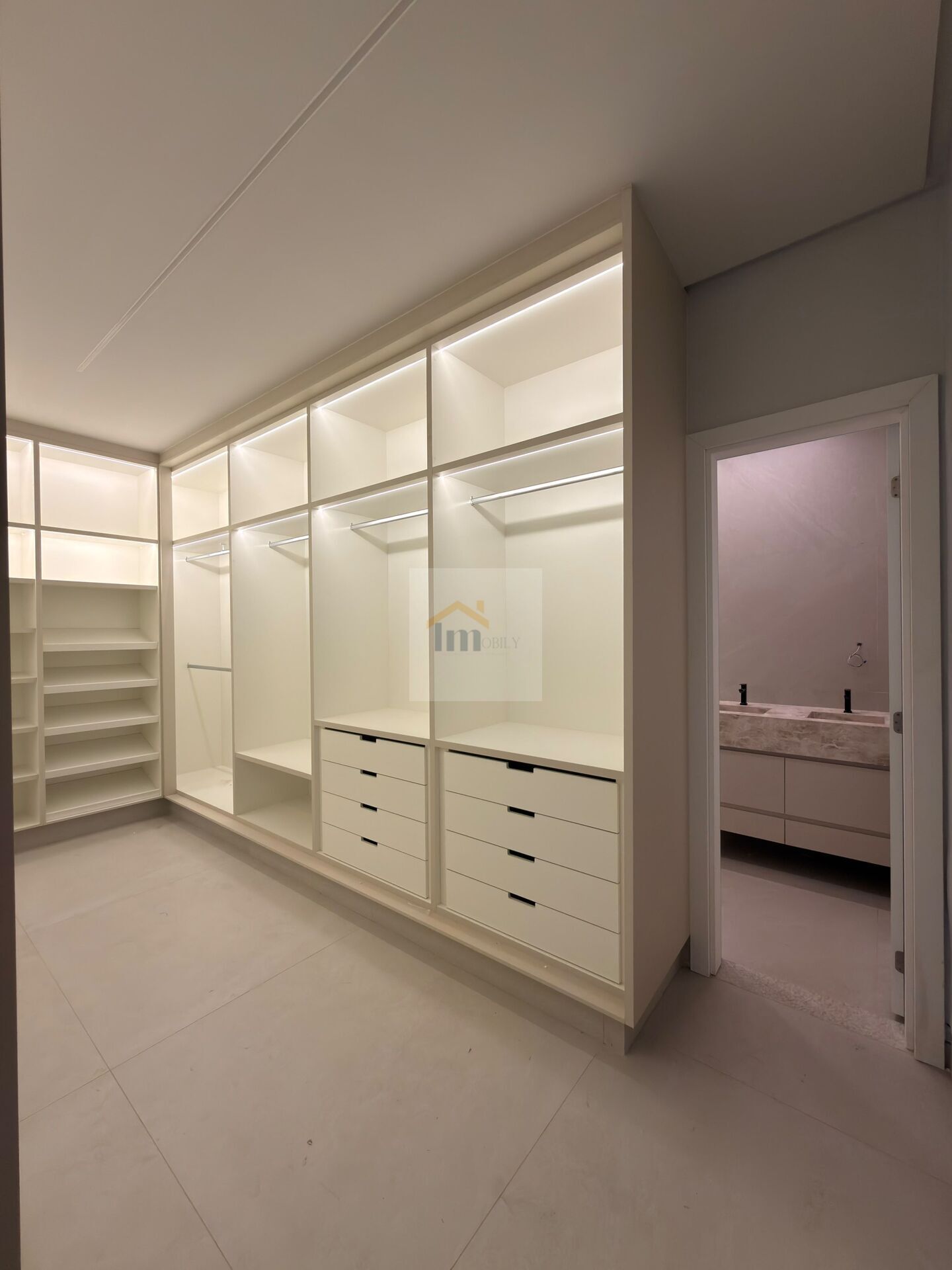 Casa, 4 quartos, 217 m² - Foto 8