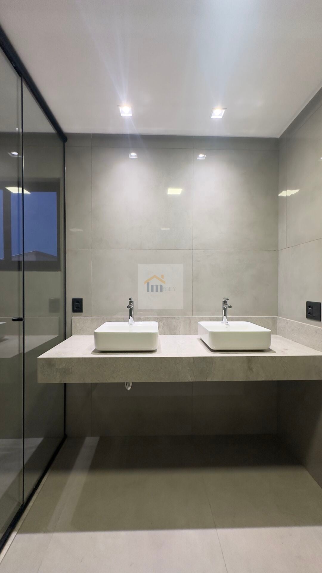 Casa, 3 quartos, 215 m² - Foto 2
