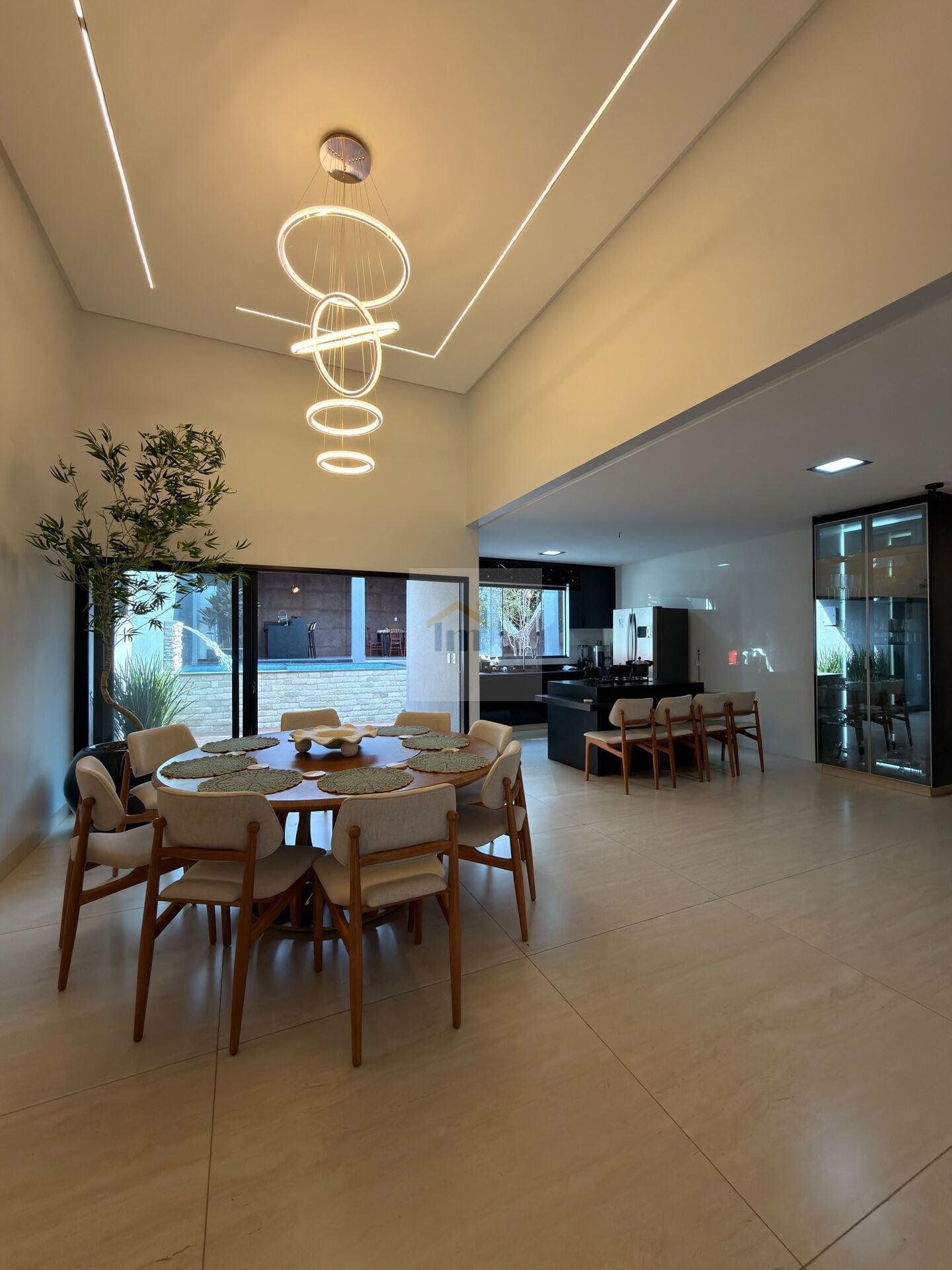 Casa, 3 quartos, 268 m² - Foto 6
