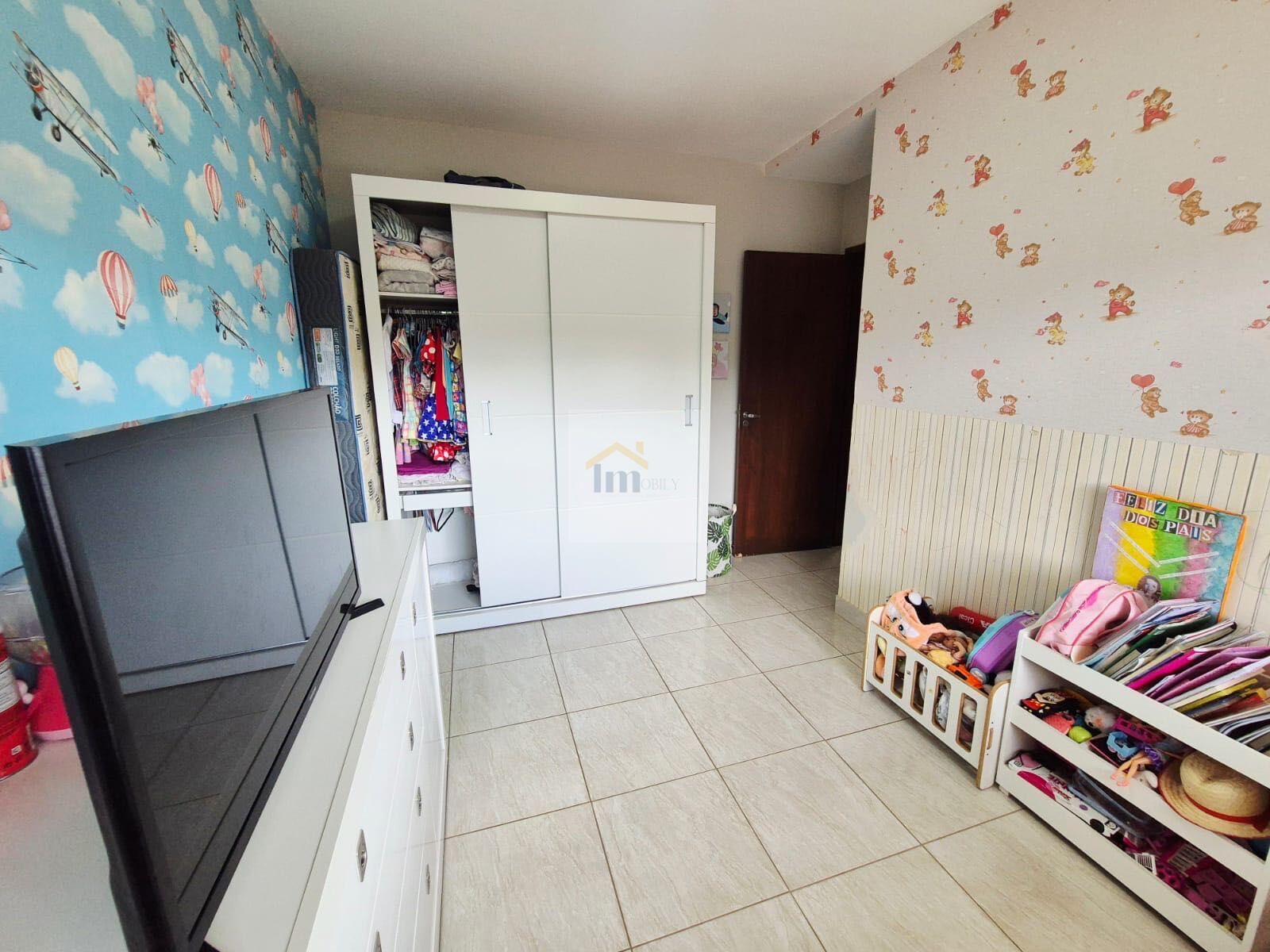 Casa, 4 quartos, 180 m² - Foto 4