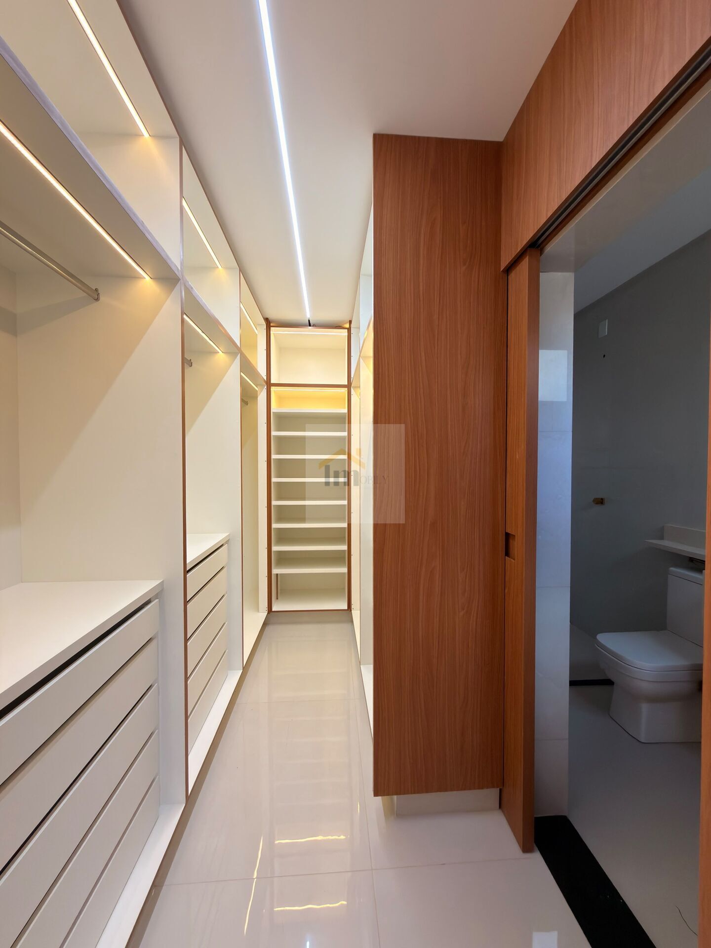 Casa, 4 quartos, 220 m² - Foto 8
