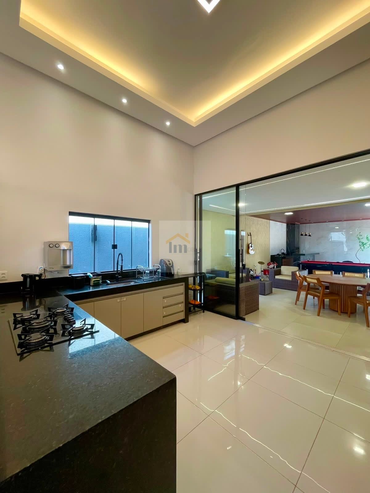 Casa, 3 quartos, 188 m² - Foto 2