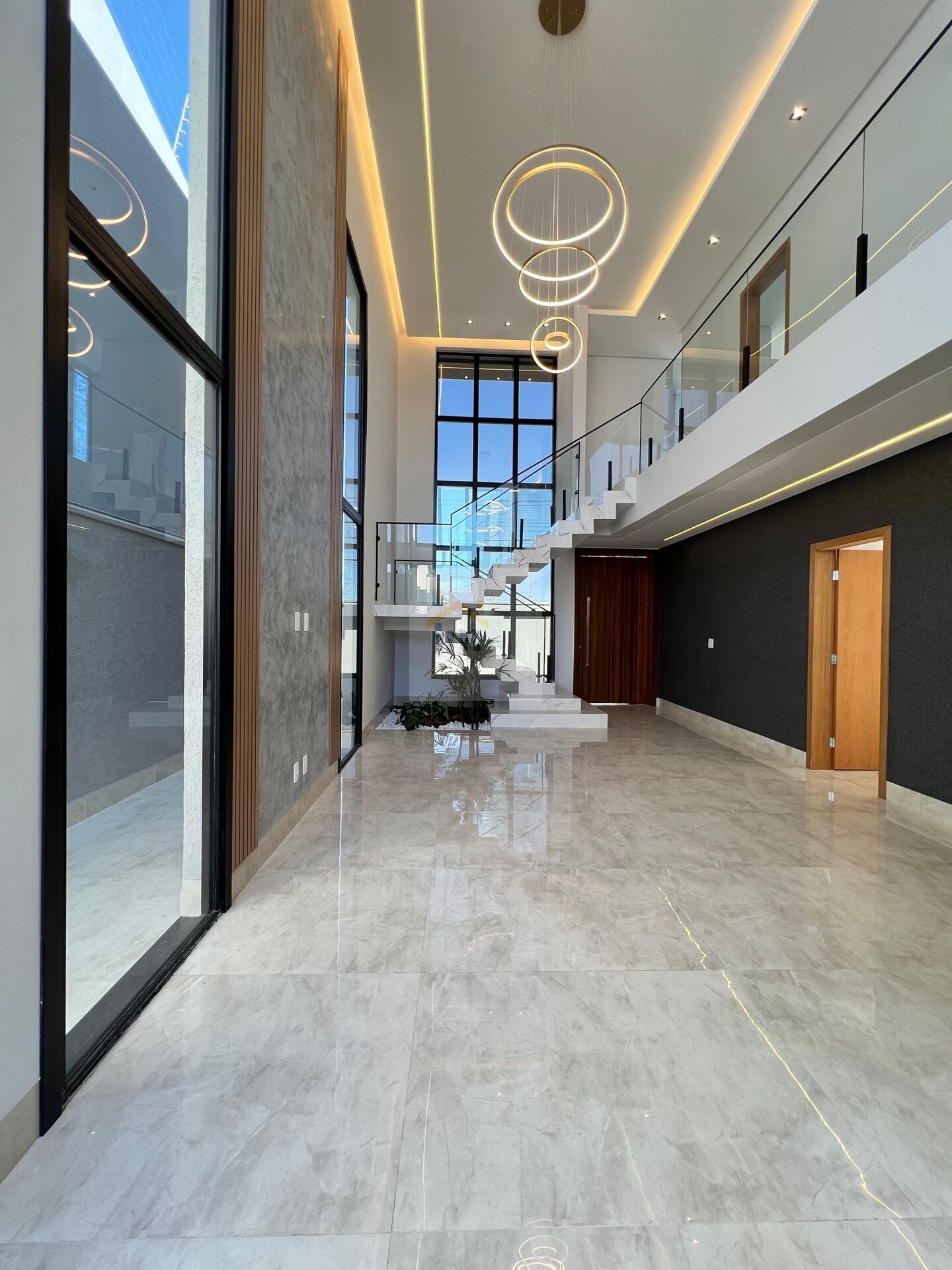 Casa, 5 quartos, 282 m² - Foto 3