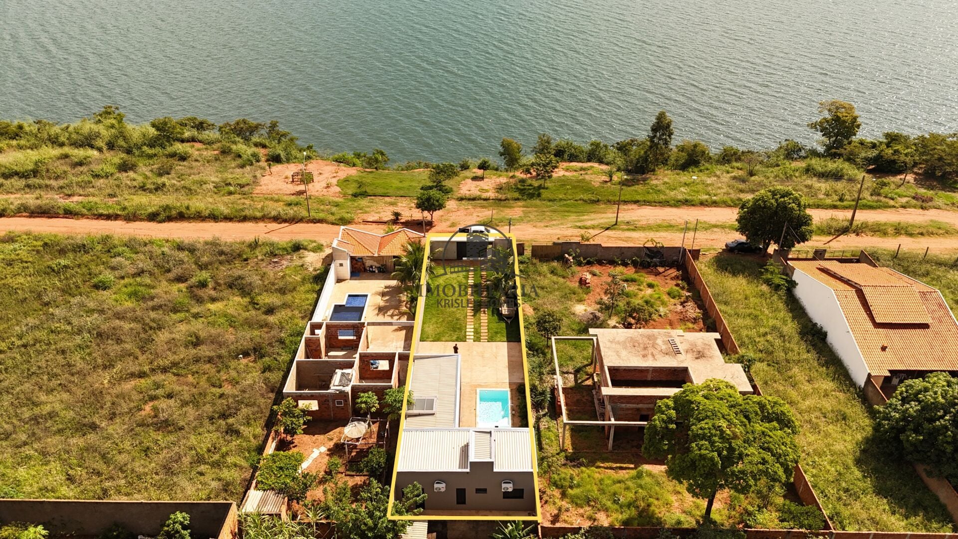 Vista aérea com o lote do Recanto Jardim demarcado