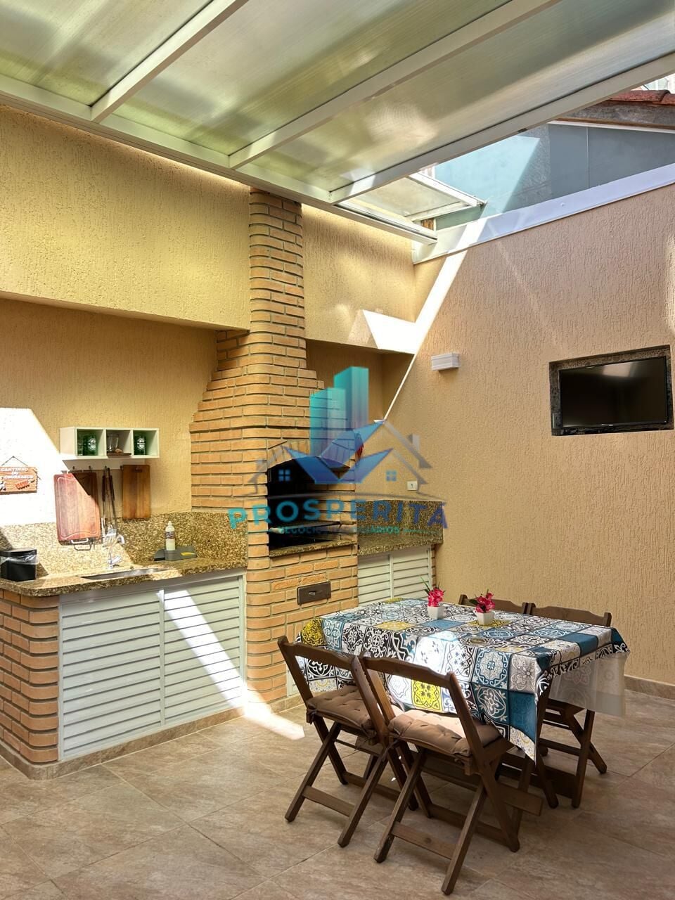 Casa, 3 quartos, 121 m² - Foto 1