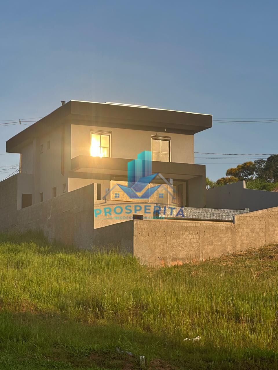Casa, 3 quartos, 233 m² - Foto 1