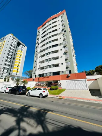 Apartamento à venda no bairro Centro em Criciúma/SC