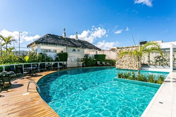 Malibu House Club