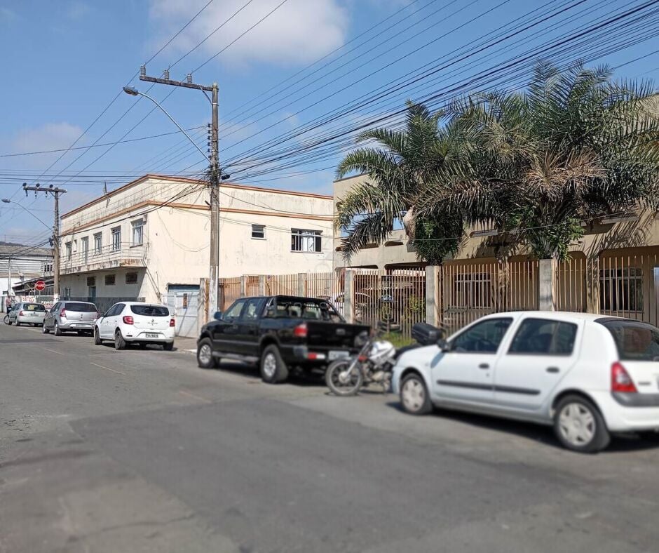 Casa, 7 quartos, 898 m² - Foto 3
