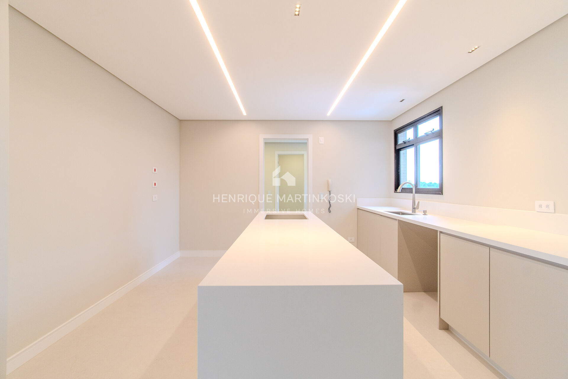 Apartamento, 3 quartos, 161 m² - Foto 2