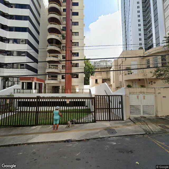 Imagem estática do "Street View" da localização