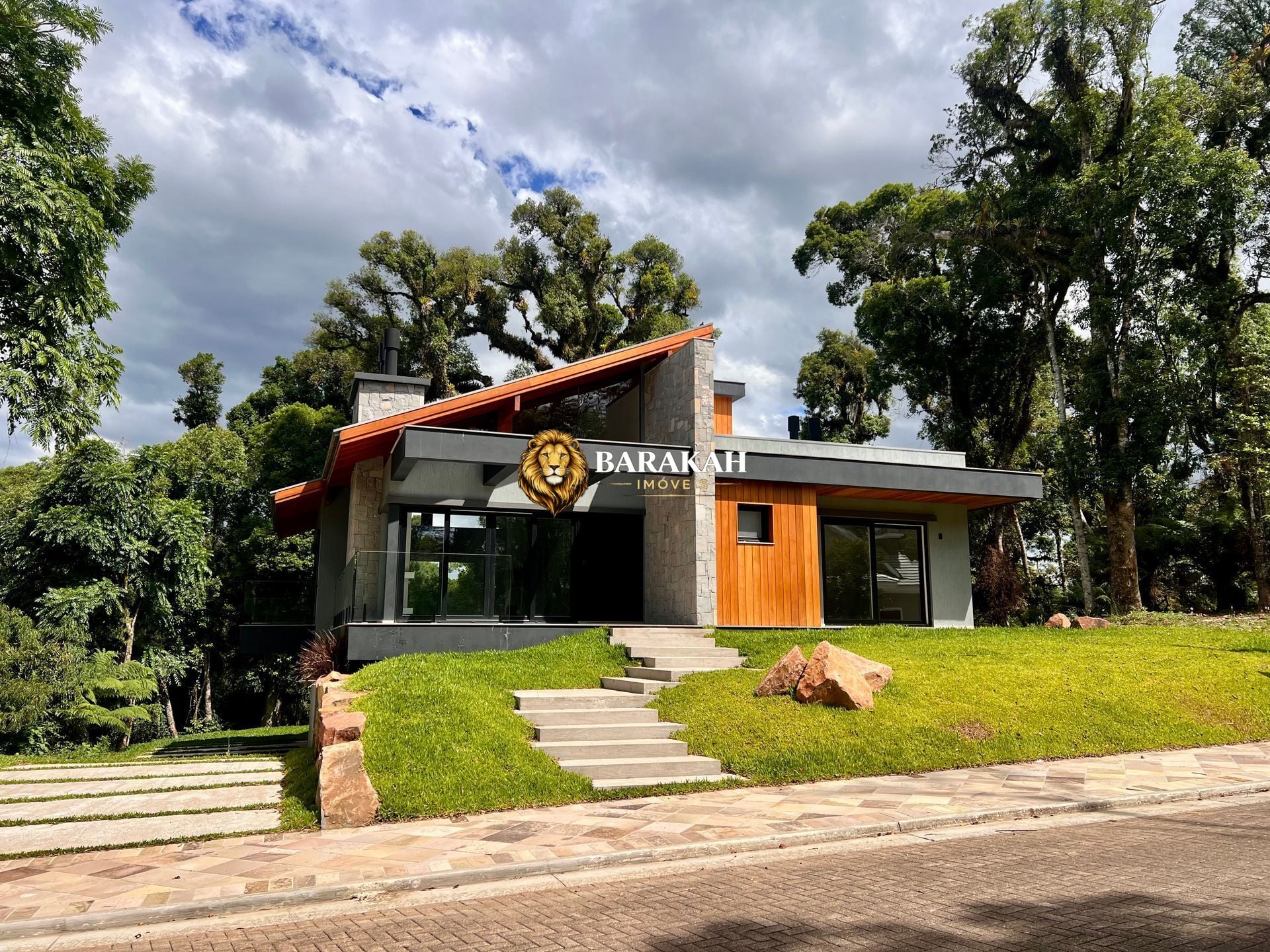 Casa à venda no bairro Carniel - Gramado/RS
