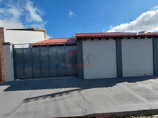 Casa para alugar no bairro Chacara Peixe em Santa Cruz do Rio Pardo/SP