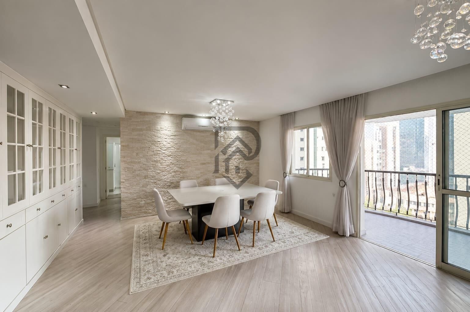 Apartamento, 3 quartos, 107 m² - Foto 2