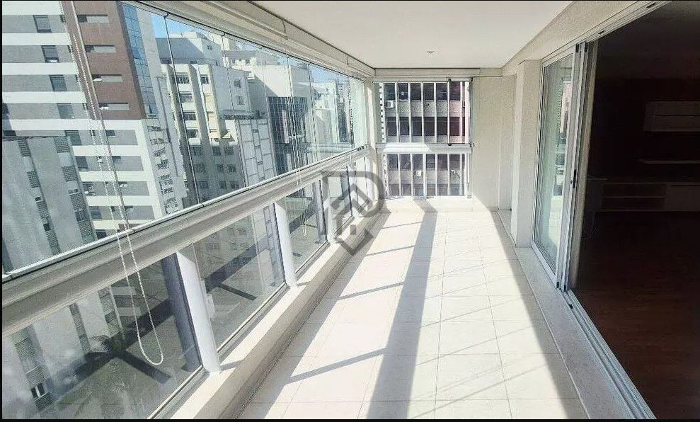 Apartamento, 3 quartos, 162 m² - Foto 1