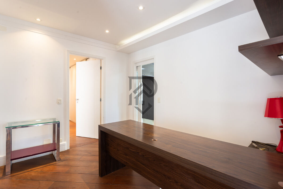 Apartamento, 3 quartos, 206 m² - Foto 17