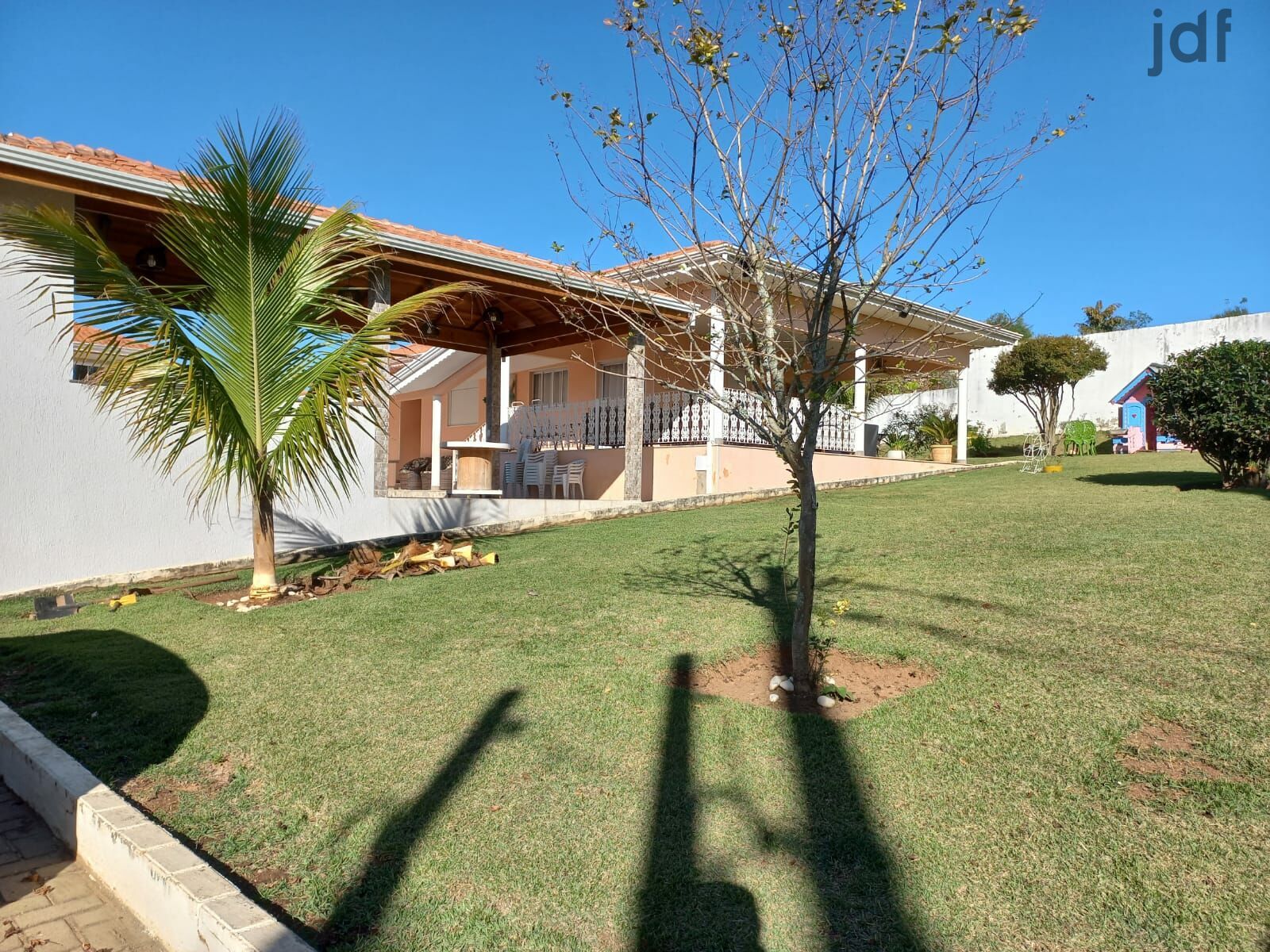 Chácara em Porta do Sol, Mairinque - Chácara semi nova com terreno plano E LINDO JARDIM - Foto 6