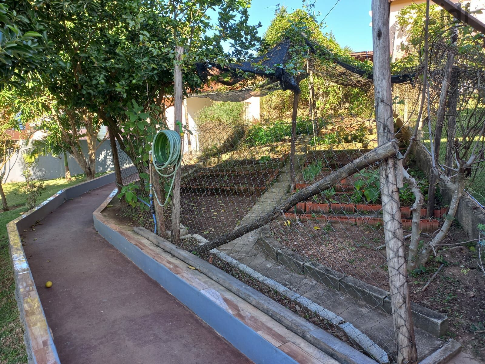 Chácara em Porta do Sol, Mairinque - Chácara semi nova com terreno plano E LINDO JARDIM - Foto 22