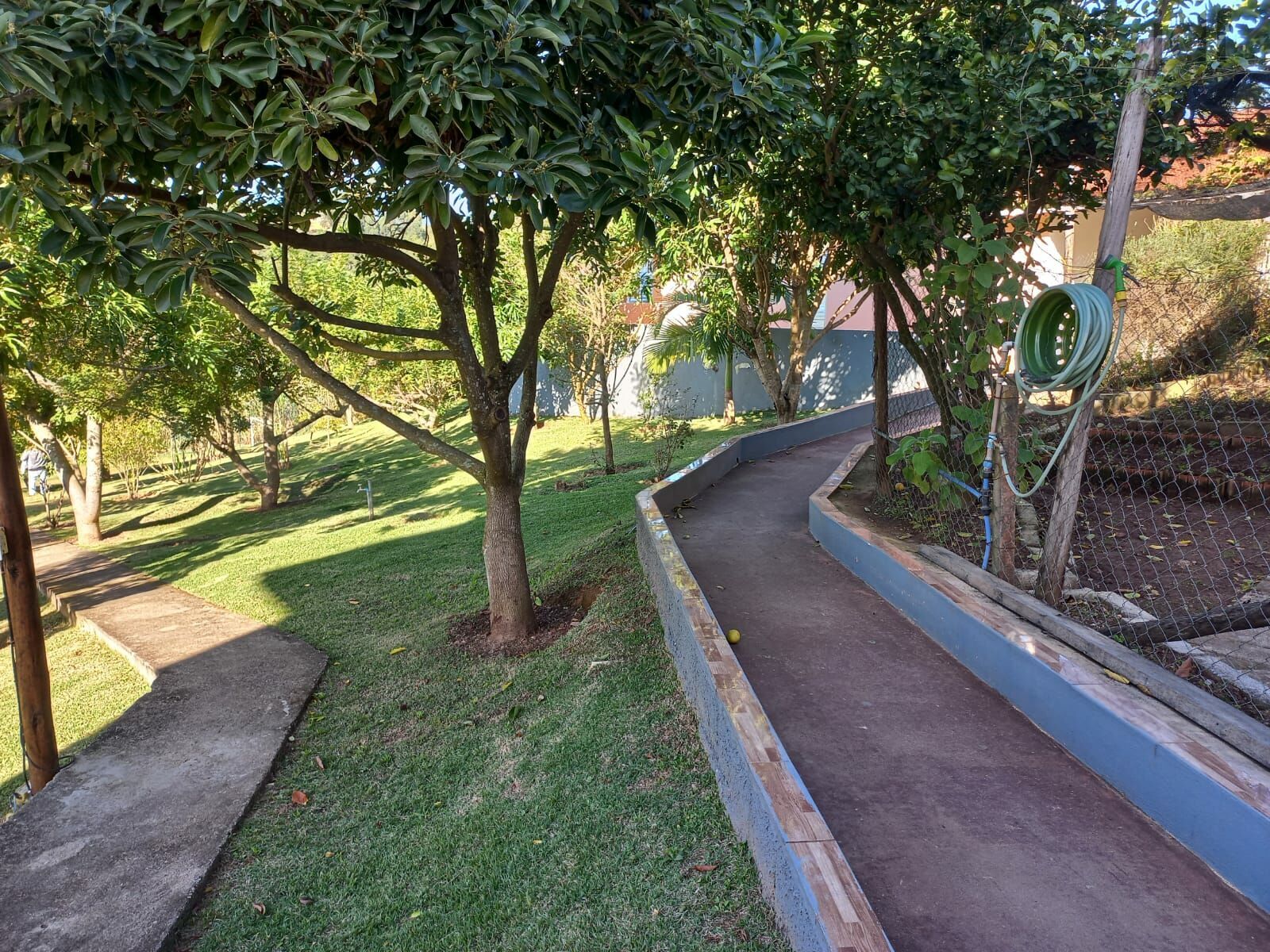 Chácara em Porta do Sol, Mairinque - Chácara semi nova com terreno plano E LINDO JARDIM - Foto 32