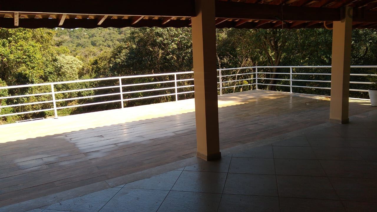Chácara em Porta do Sol, Mairinque - Chácara em Porta do Sol, Mairinque/SP , semi nova com 4 suítes sendo 1 master - Foto 11
