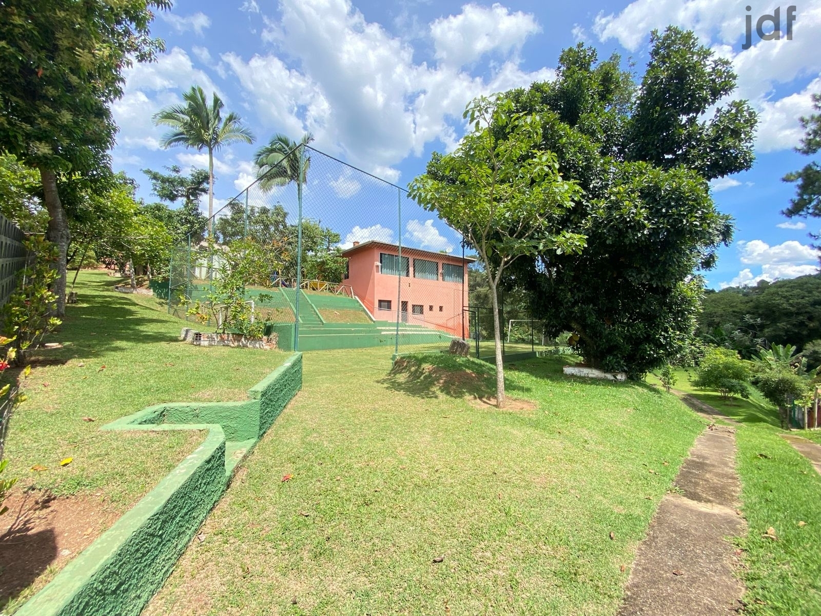 Chácara em Porta do Sol, Mairinque - Chácara em Porta do Sol, Mairinque/SP com 6.600 m2 de terreno e 650 m2 de área construída. - Foto 9