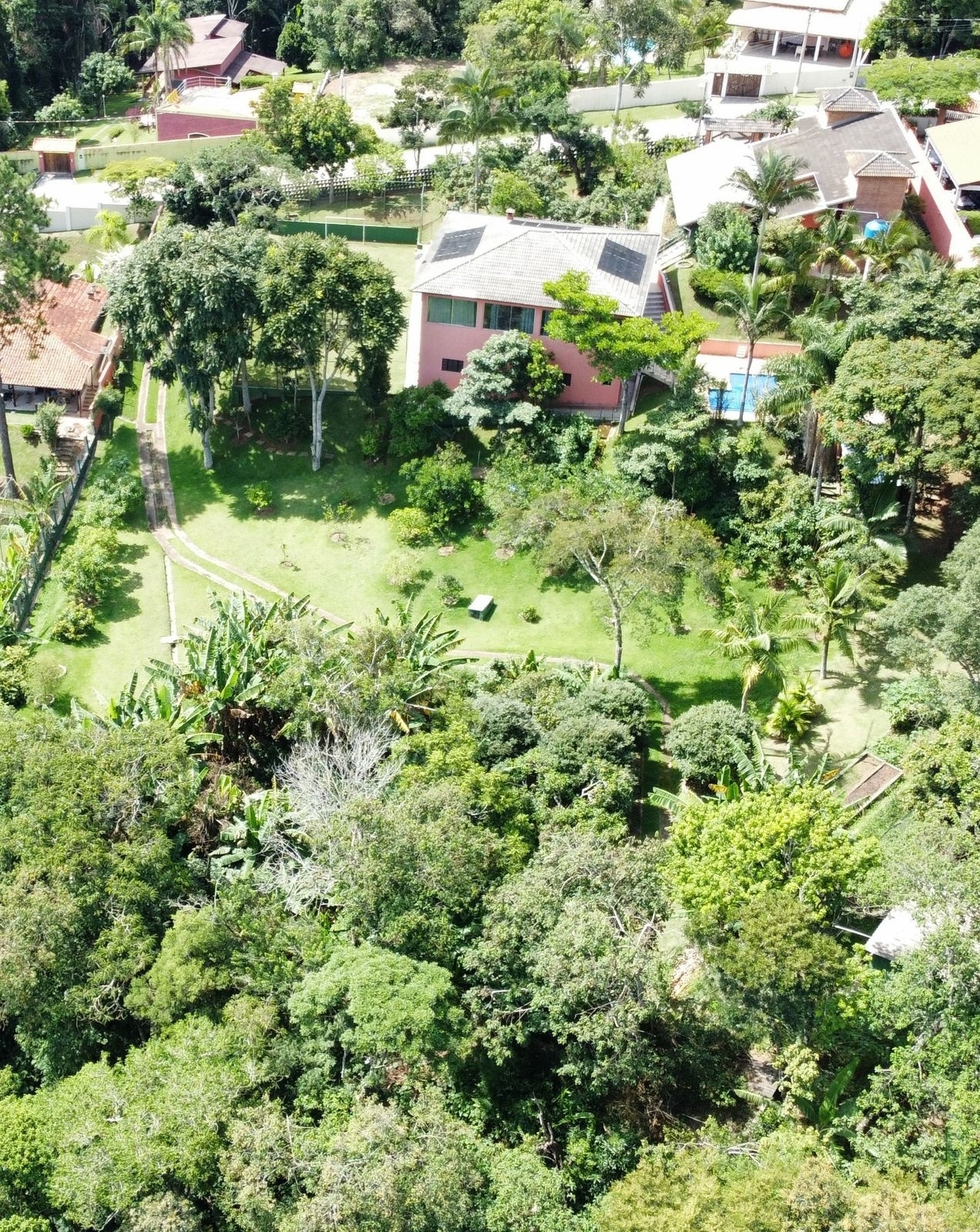 Chácara em Porta do Sol, Mairinque - Chácara em Porta do Sol, Mairinque/SP com 6.600 m2 de terreno e 650 m2 de área construída. - Foto 18