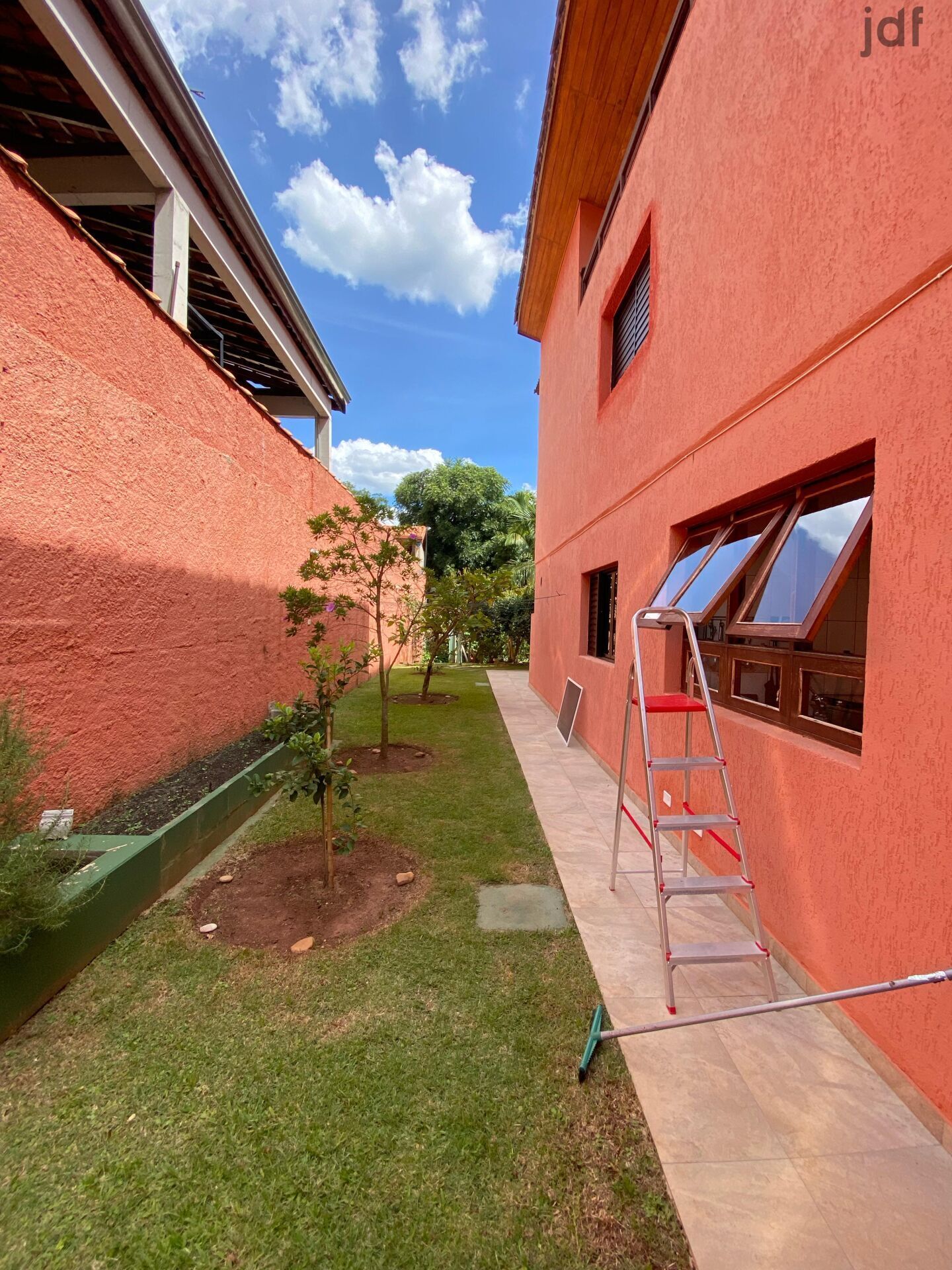 Chácara em Porta do Sol, Mairinque - Chácara em Porta do Sol, Mairinque/SP com 6.600 m2 de terreno e 650 m2 de área construída. - Foto 11