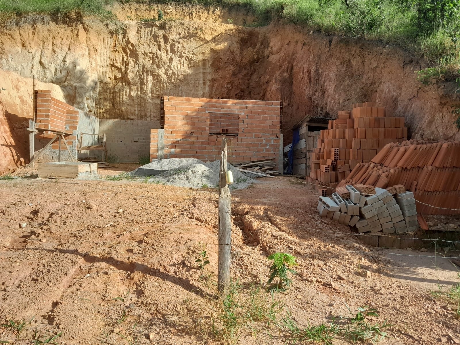 Terreno em Moreiras, Mairinque - Terreno em Moreiras, Mairinque/SP com construção iniciada - Foto 7