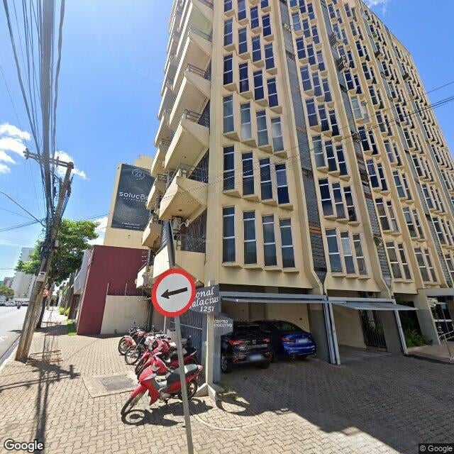 Imagem estática do "Street View" da localização